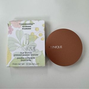 Clinique True Bronze Pressed Powder Bronzer
 Sunblushed
